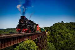 train-1728537_1920